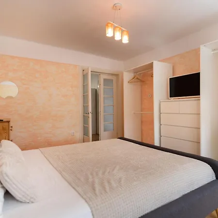 Apartment Casa Din Tei Constanta
