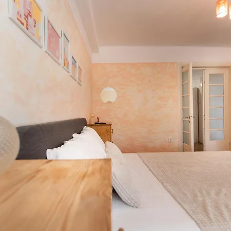 Casa Din Tei Апартаменты Констанца
